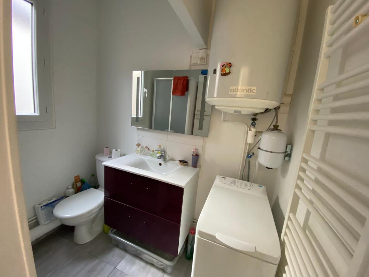Appartement F2 - 18 *